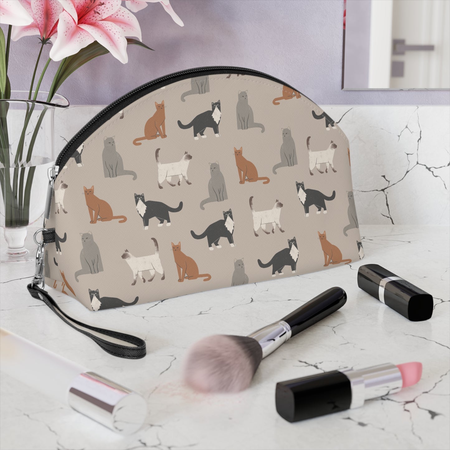 Adorable Cubist Cat-Themed Makeup Bag for Animal Lovers